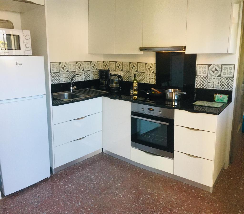 Bel Appartement Vue Mer Rosas Exteriör bild