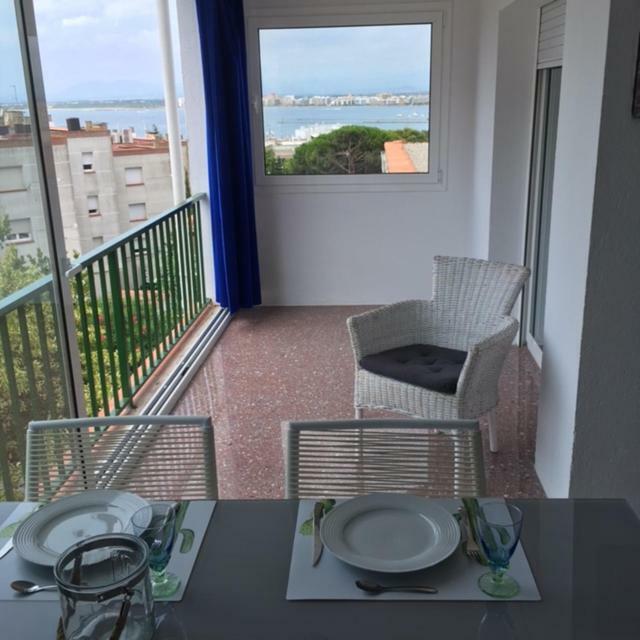 Bel Appartement Vue Mer Rosas Exteriör bild